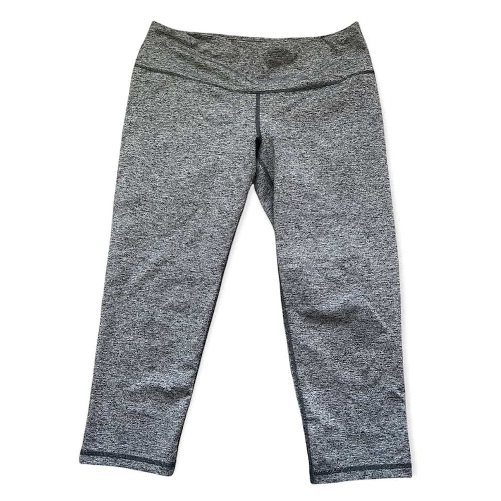 VSX Victoria’s Secret Sport Cropped Leggings Large